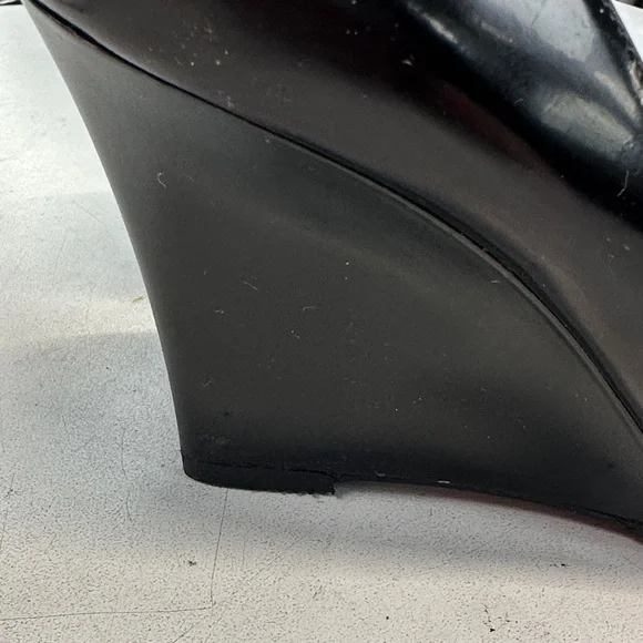 Jimmy Choo Black Patent Leather Wedges size 38 (7.5) - Picture 9 of 10